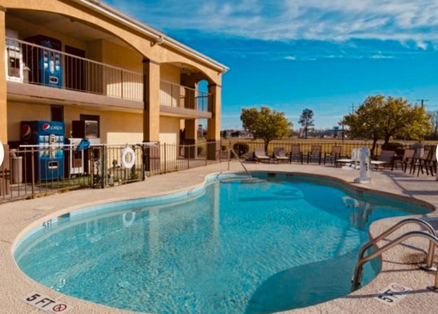 Florence Inn And Suites Exterior photo